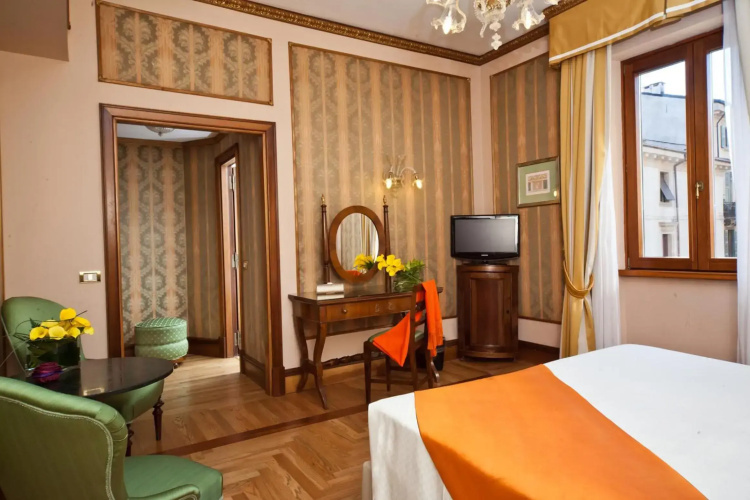 Due Torri Hotel