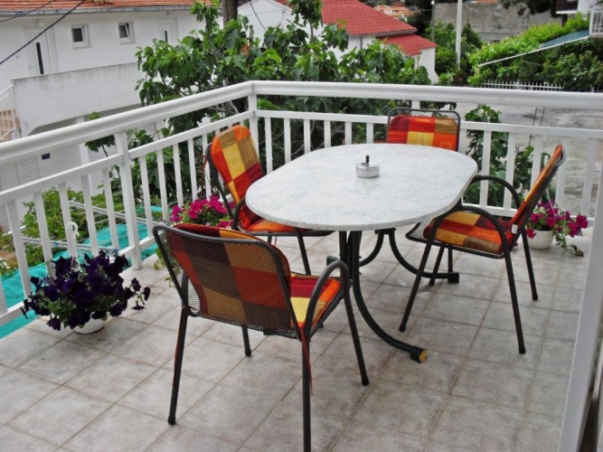 2 Bedrooms Apartment with view