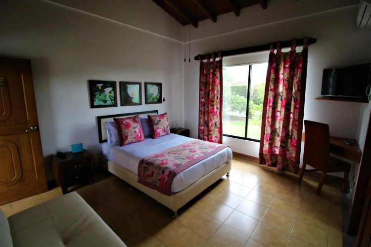 Amazilia Hotel