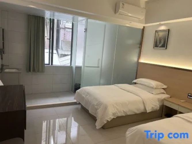 Premium Twin room