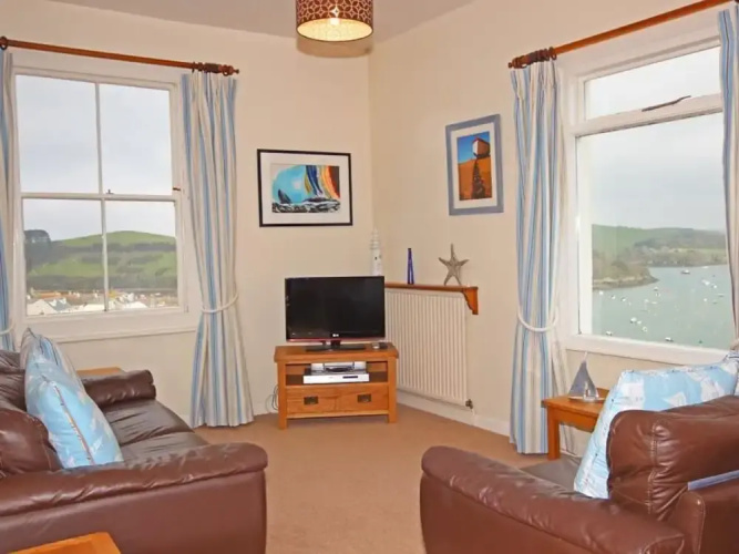 5 Glenthorne House