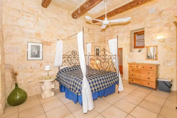 Farmhouse Cala2