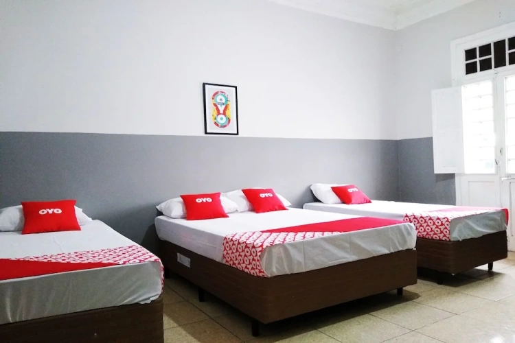 Standard Quintuple room