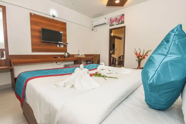 Standard Double Family room with balcony and with city view