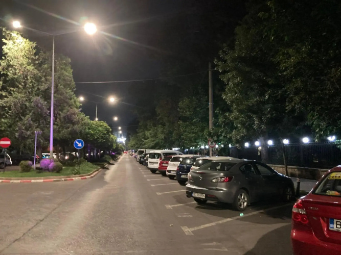 Royal Studio National Arena - Free Parking