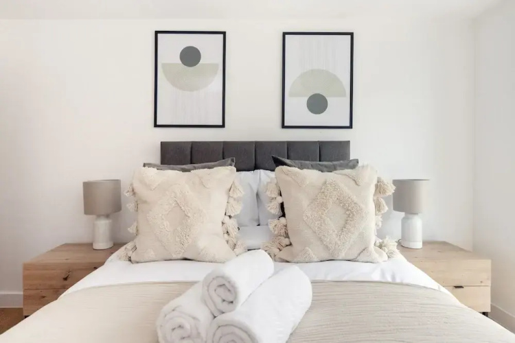 Fitzrovia 1BR with Balcony by Soho