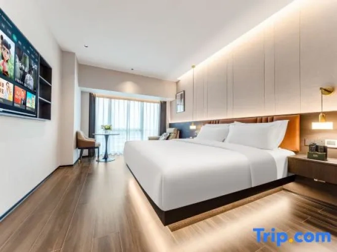 Premium Double room with city view