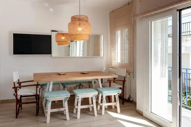 LLAFRANC 100 - calle Coral-