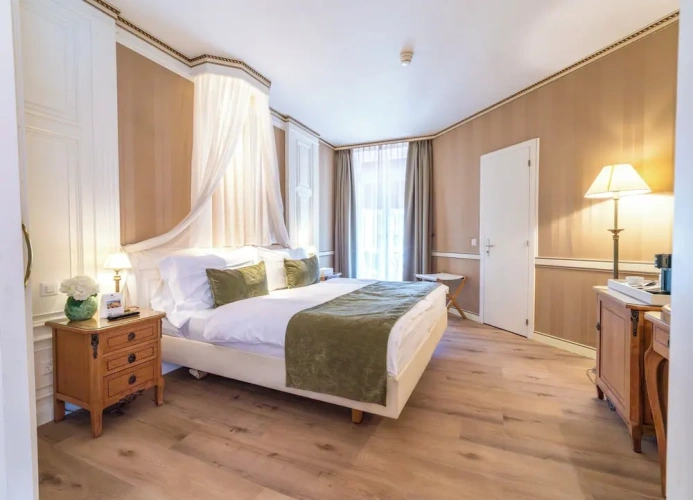 Junior Suite with balcony