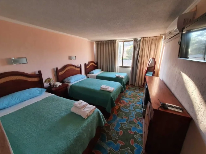 Standard Triple room
