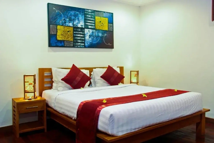 2 Bedrooms Villa