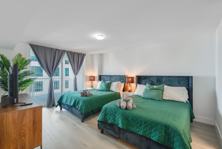 Brickell Bay 3318
