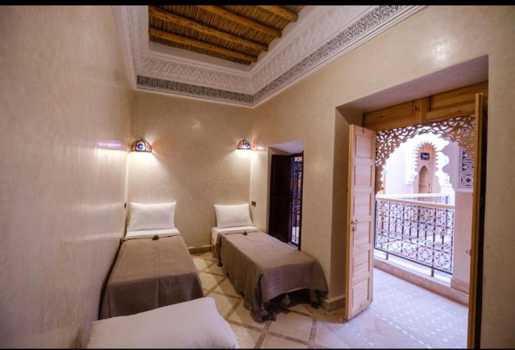 Standard Triple room