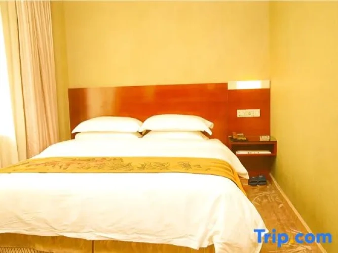 Business Quadruple Suite