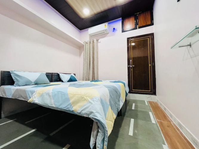 Shrilok Kutir