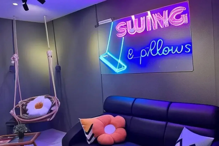Swing & Pillows @ Penang Road, Georgetown Penang