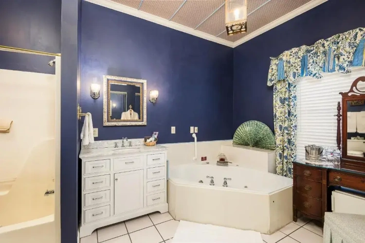Deluxe Double Suite