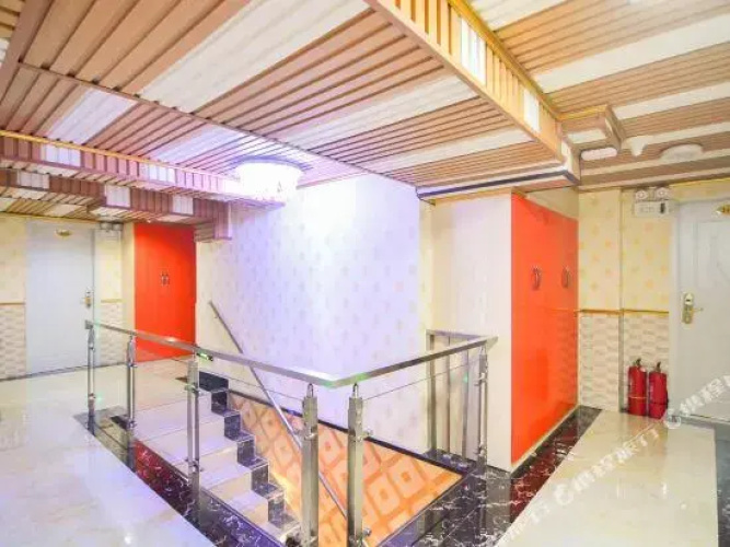 Longxiang Express Hotel