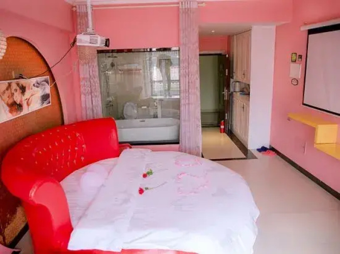 Ningxiang Legang Hotel (Spring City Mixc Pedestrian Street Store)