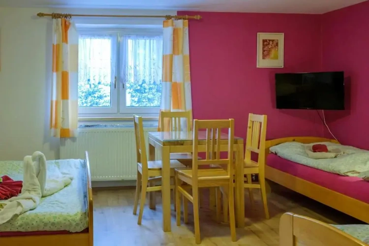 Standard Quadruple room with mountain view