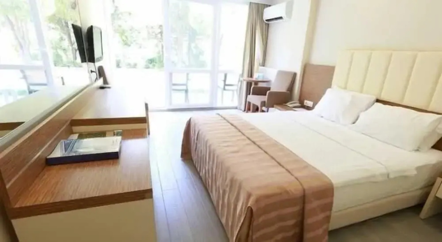 Ozden Eren Hotel