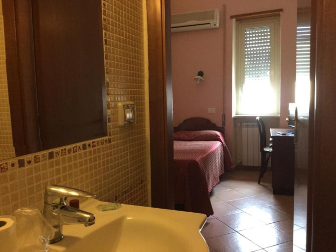 Standard Single room