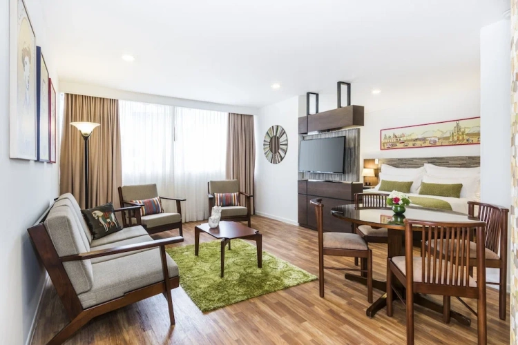 Standard Suite