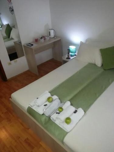The Bulevard Hotel