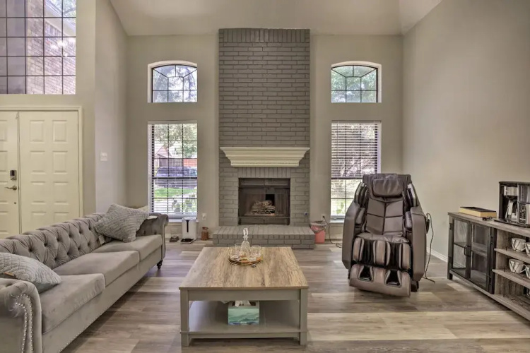 Convenient Allen Retreat, 2 Mi to Downtown!