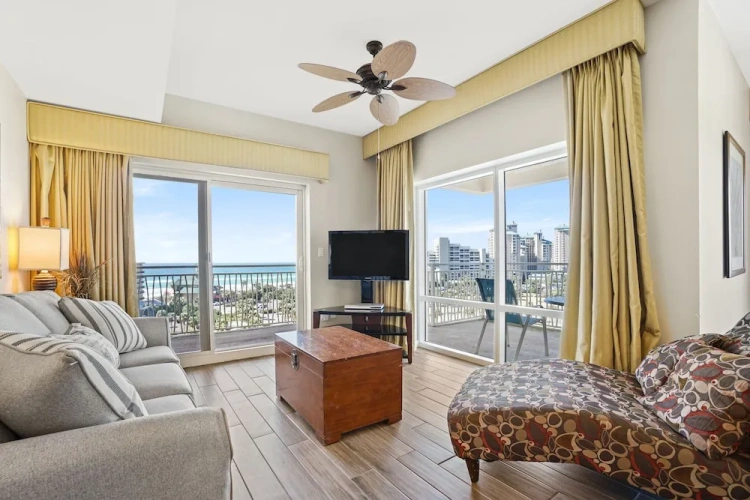 1 Bedroom Standard room with balcony and with sea view