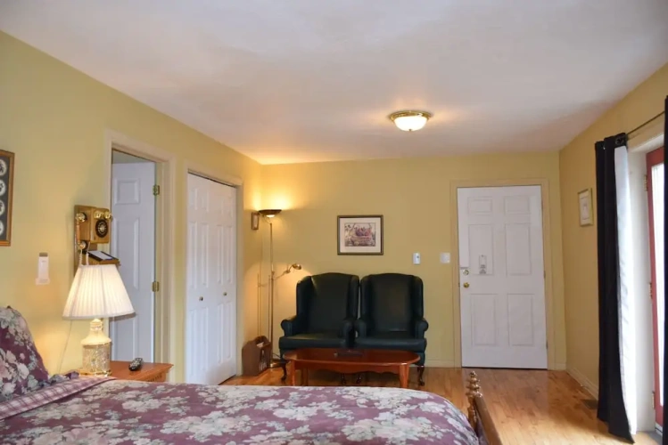 Quadruple Family Suite