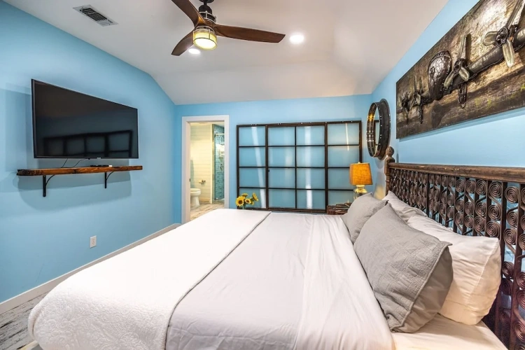 Guest rooms