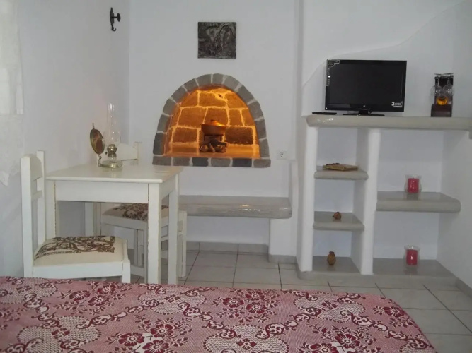 Floras Rooms