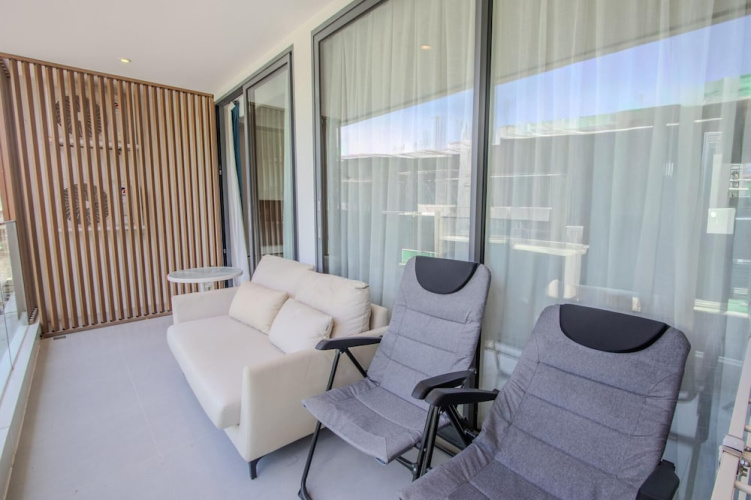 Beachfront 257 D One-bedroom Residence