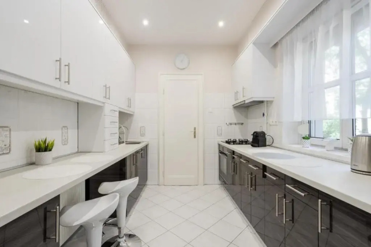 BpR Ethereal Panoramic Suite with A/C & balcony