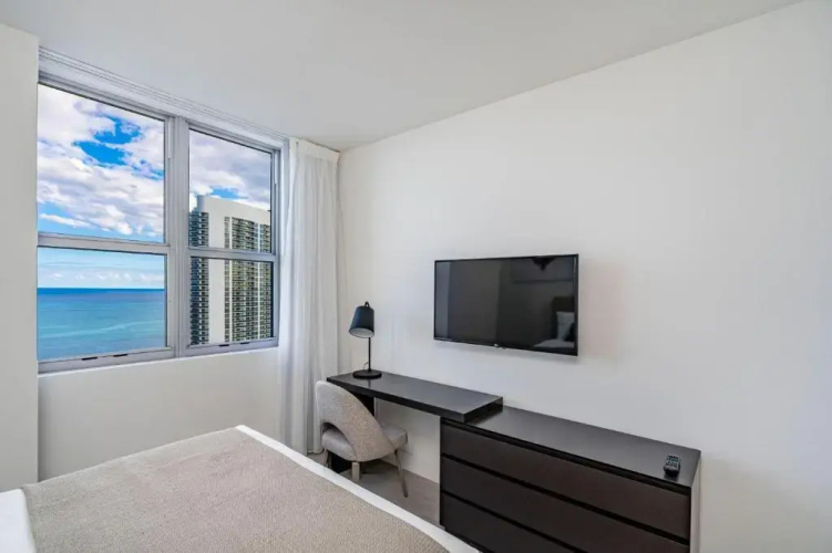 Hyde Beach House 2709