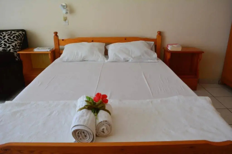 Pension Alexandros