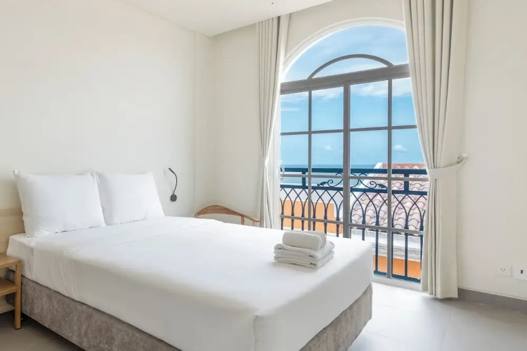 Standard Double room with ocean view