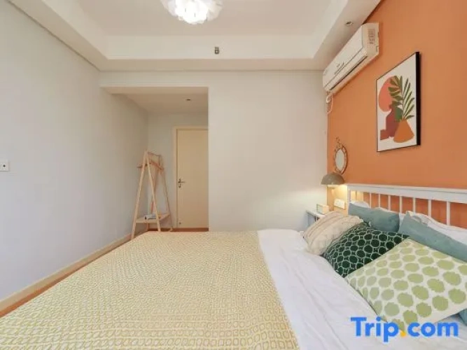 Deluxe Double room with city view