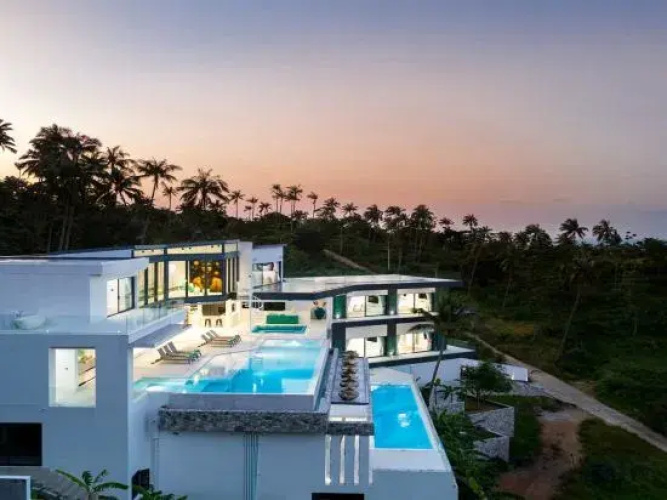 Villa Murano with Panoramic Sea Views