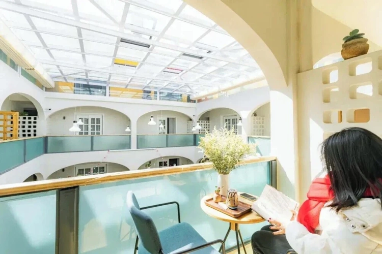 Superior Twin room with balcony