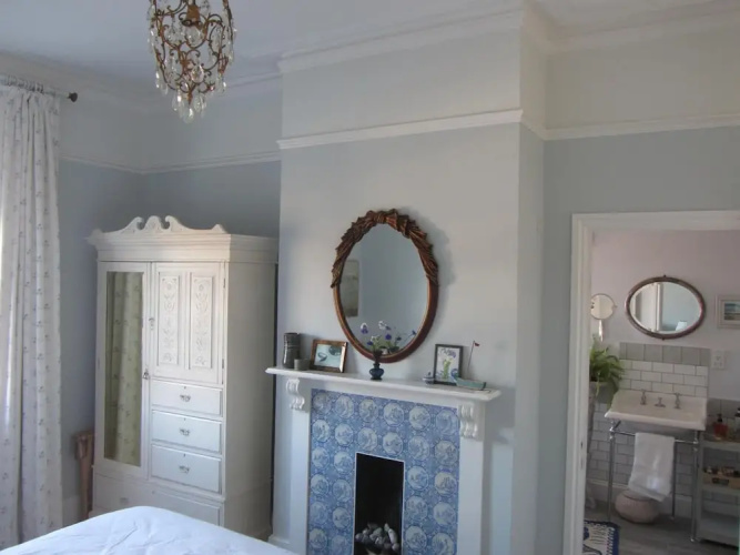 Anne's House