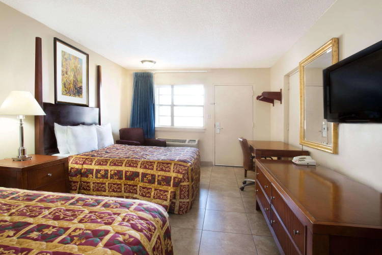 Knights Inn Orlando