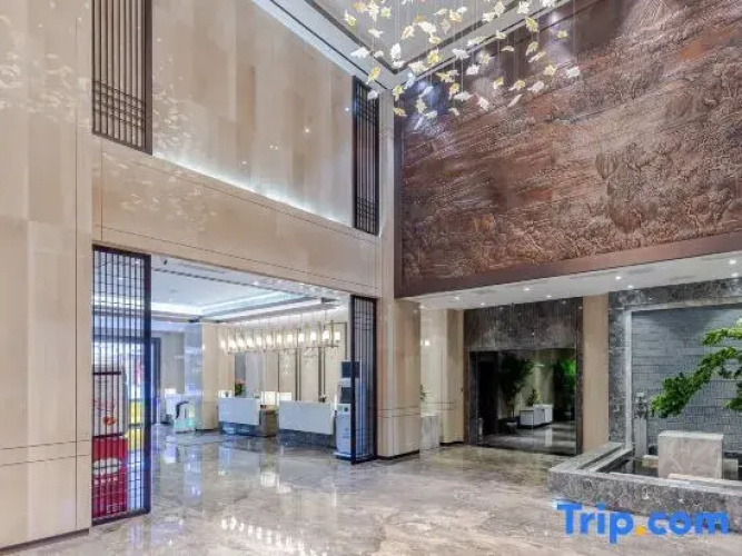 Rezen Hotel