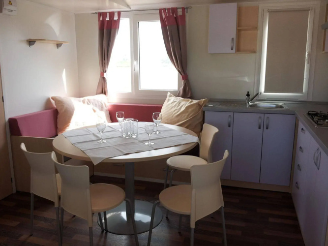 Mobile Homes Peros