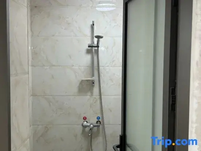 Xiangmo Youth Hostel