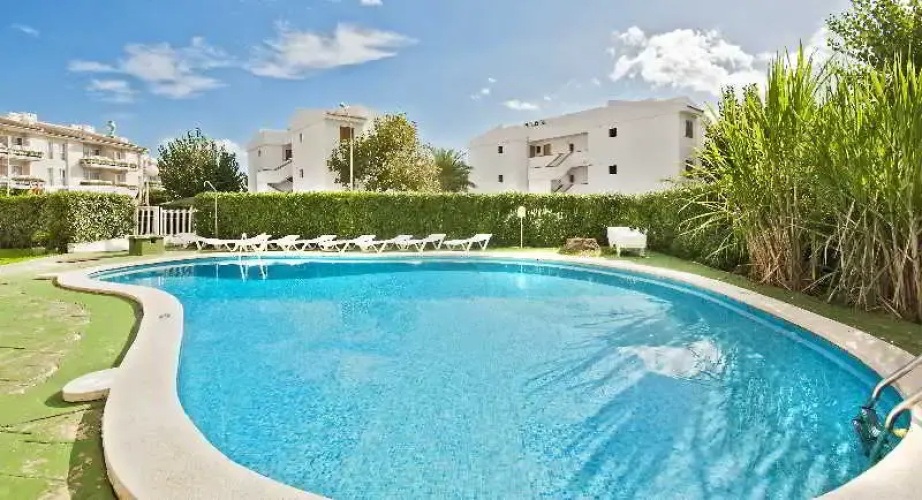 Apartamentos Llevant