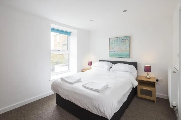 3 Bedrooms Cottage