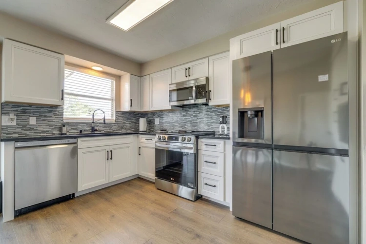 2 Bedrooms Cottage