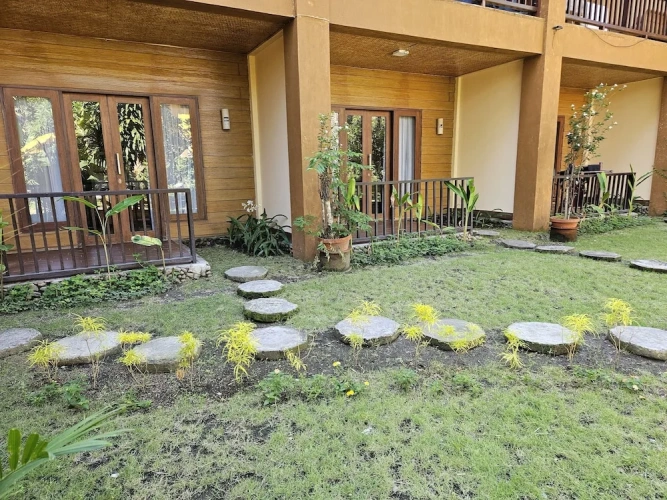 Deluxe Double room with balcony and with garden view
